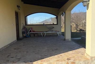 Casă cu 3 camere cu Teren 1350 Mp în Hădăreni - 2