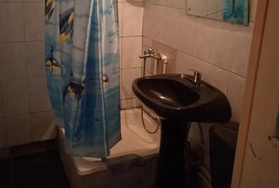 Apartament cu doua camere la parter inalt. - 2