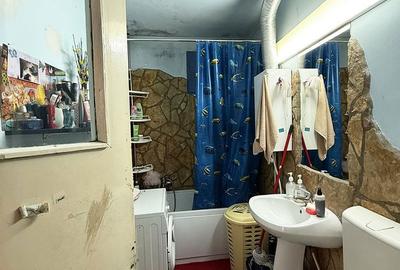 Apartament cu 3 camere decomandat în Iorga - 3