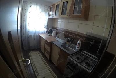 Inchiriez apartament 2 camere Kaufland Craiovei - 4