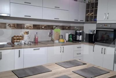 Casă cu 4 camere cu Teren 350 Mp în Central - 11