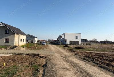 Teren de 973 mp, în Giarmata - 5