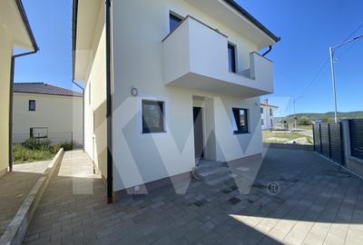 Casa individuala 4 camere 2 bai teren de 200mp liber Sibiu Cristian - 3