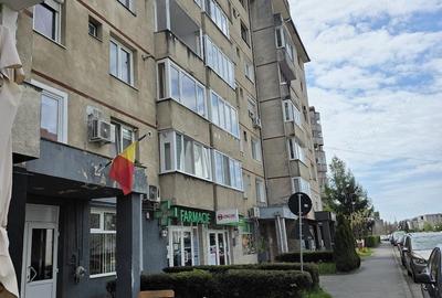 Apartament cu 3 camere decomandat în Central - 1