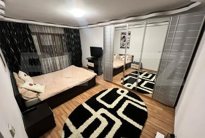 Apartament 2 camere ,decomandat, zona Facultatea de sport - 1