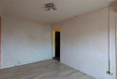 Garsoniera str.Lorena - 6