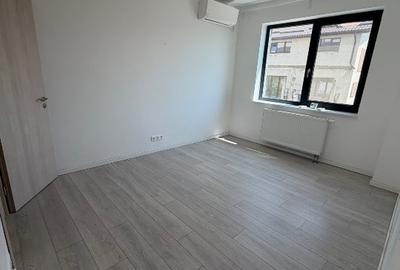Birou, de 74 mp, în Central - 1