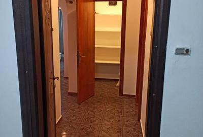 Apartament cu 3 camere decomandat în Brâncoveanu - 6