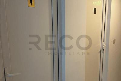 Spațiu comercial, de 48 mp, în Central