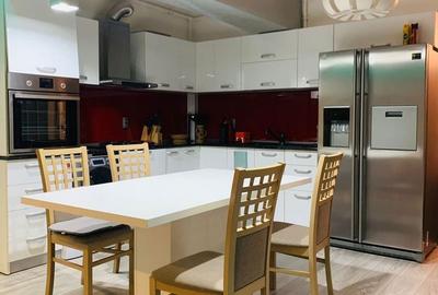 Apartament cu 3 camere decomandat în Central - 2