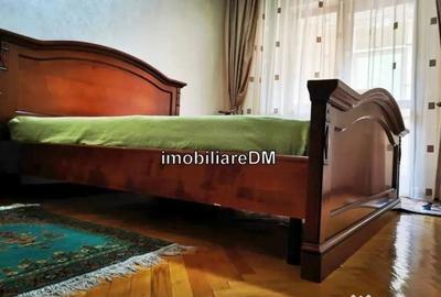 Apartament cu 4 camere decomandat în Podul de Fier - 7
