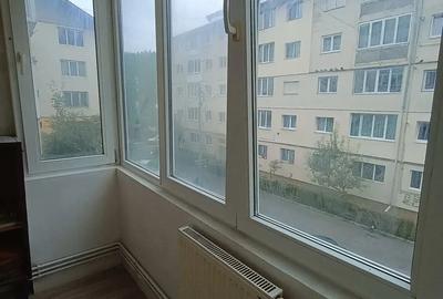 Direct Proprietar De vanzare apartament cu 2 camere semidecomandat Sinaia - 9