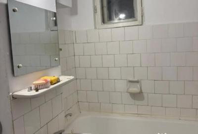 Apartament cu 3 camere decomandat în Calea București - 4