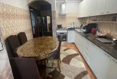 Apartament cu 3 camere decomandat în Cug