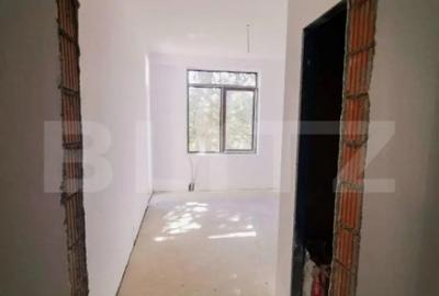 Casă cu 18 camere cu Teren 400 Mp în Central - 3