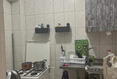 Dristor - garsonieră cu balcon, mobilată, AC, la 5 minute de gura de metrou - 10
