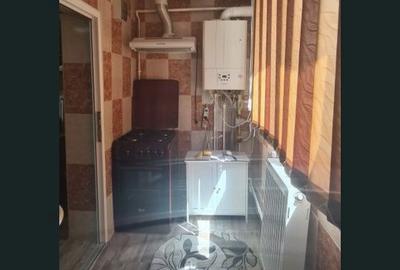 Apartament cu 3 camere decomandat în Central - 3