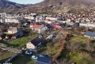 Teren de 993 mp, în Central - 1