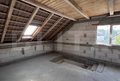 Casa cu potential deosebit, 172 m? utili, teren 500 m?, sat Buza ,Comision 0% - 13