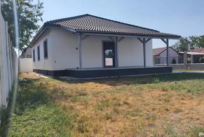 Casa de vanzare