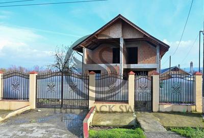 Casă cu 5 camere cu Teren 395 Mp în Valea Cucului - 11
