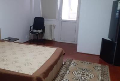 Garsoniera de inchiriat 32 mp zona Titan Policlinica  - metrou Titan - 1