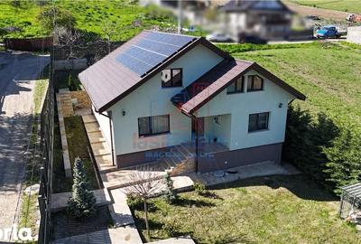 Casă cu 4 camere cu Teren 521 Mp în Tomești - 2