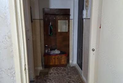 Apartament cu 2 camere semidecomandat în Țiglina 3 - 4