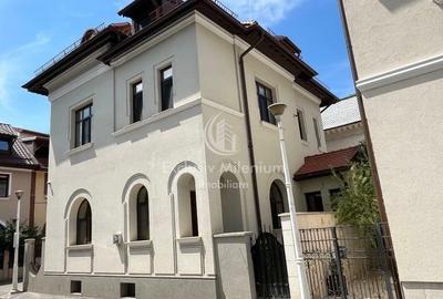 Casă individuală cu 5 camere în Unirii