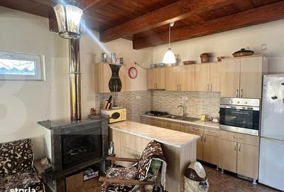 Casă cu 4 camere cu Teren 585 Mp în Central - 4