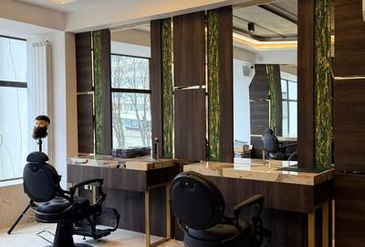 Spațiu comercial, în Central