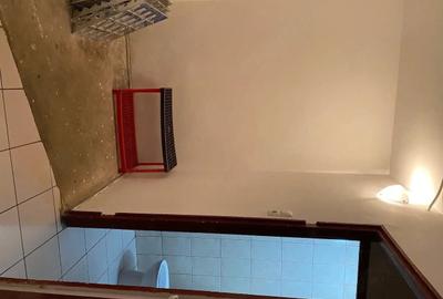 Spațiu comercial, de 70 mp, în Central - 3