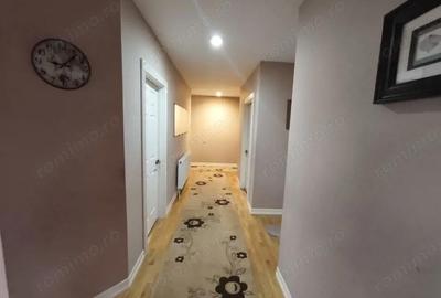 Casă cu Teren 3000 Mp în Central - 8