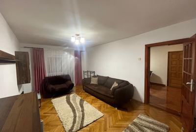 Apartament cu 3 camere decomandat în Central - 2