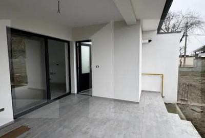 Casă cu 4 camere cu Teren 328 Mp în Peciu Nou - 5
