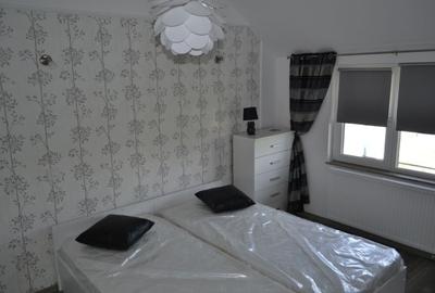 Apartament cu 2 camere decomandat, mobilat în Spitalul Județean