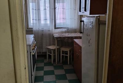 Apartament cu 3 camere în Crâng - 1