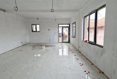 Spațiu comercial, de 120 mp, în Central - 5