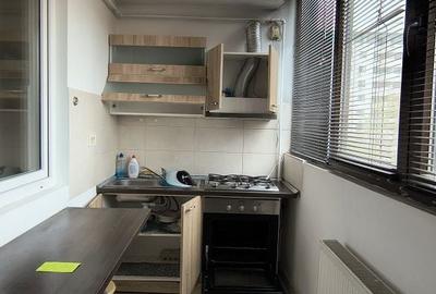 Apartament cu 2 camere decomandat în Bradu - 4