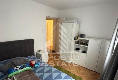 Apartament 3 camere complex studentesc centrala Proprie P...