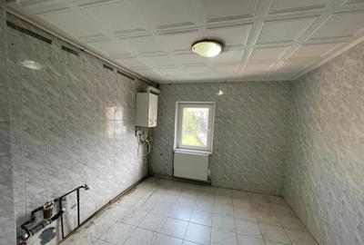 Apartament 3 camere spatioase, usor accesibile, zona Garii