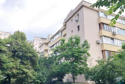 Garsonieră decomandată în Decebal - 1