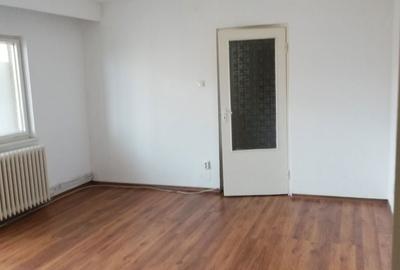 Apartament cu 3 camere semidecomandat în Ultracentral - 3