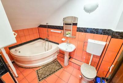 Casă cu 9 camere cu Teren 585 Mp în Prundu - 2