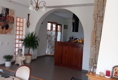 Vila in zona Sibiului cu panorama spectaculara - 3