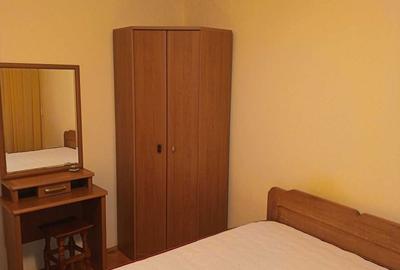Apartament cu 2 camere decomandat în Nicolina