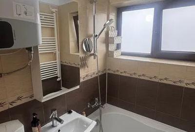 Apartament cu 3 camere decomandat în Giurgiului - 4