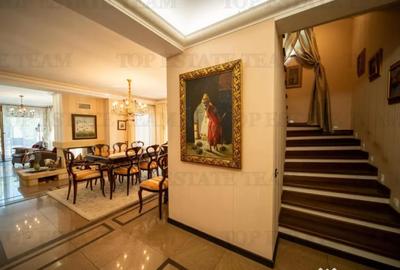 Casă cu 9 camere cu Canalizare în Crevedia - 2