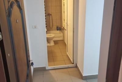 Garsonieră decomandată în Regie - 3