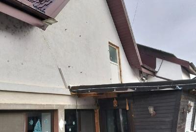 Casă cu 3 camere cu Teren 533 Mp în Căpățânești - 1